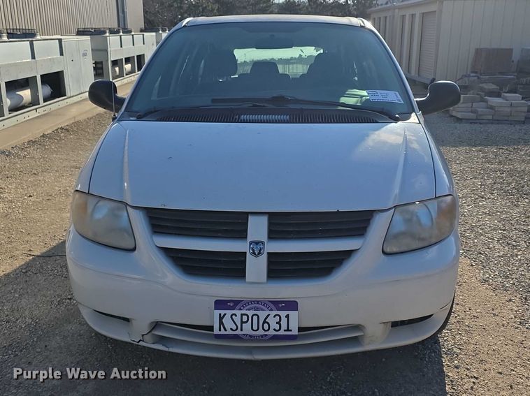 image for item FI0930 2006 Dodge Grand Caravan van