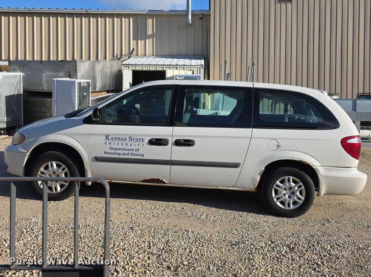 image for item FI0930 2006 Dodge Grand Caravan van