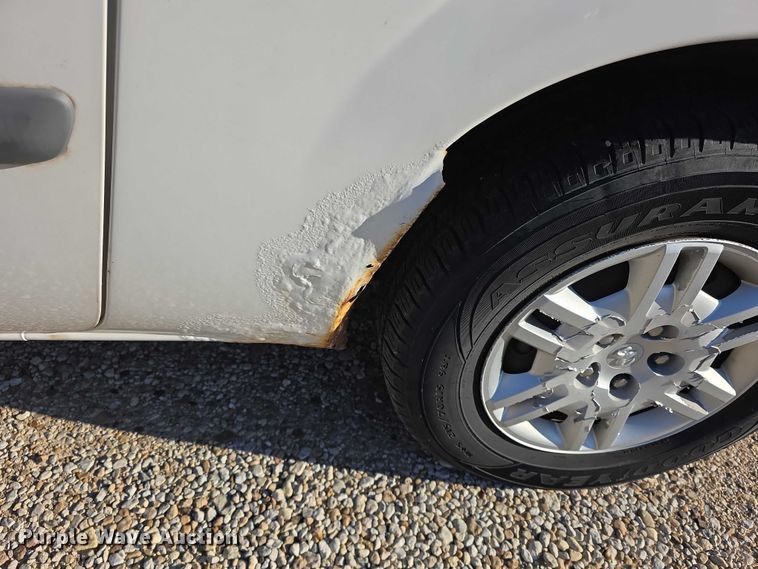 image for item FI0930 2006 Dodge Grand Caravan van