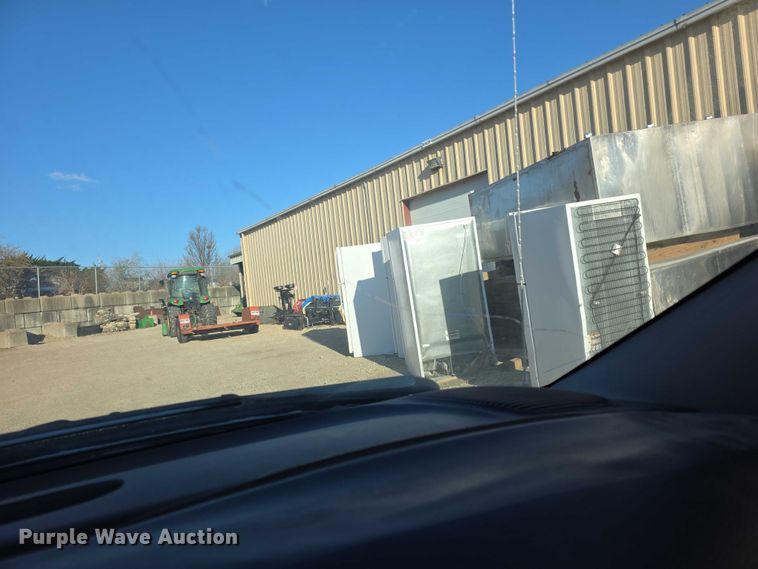 image for item FI0930 2006 Dodge Grand Caravan van