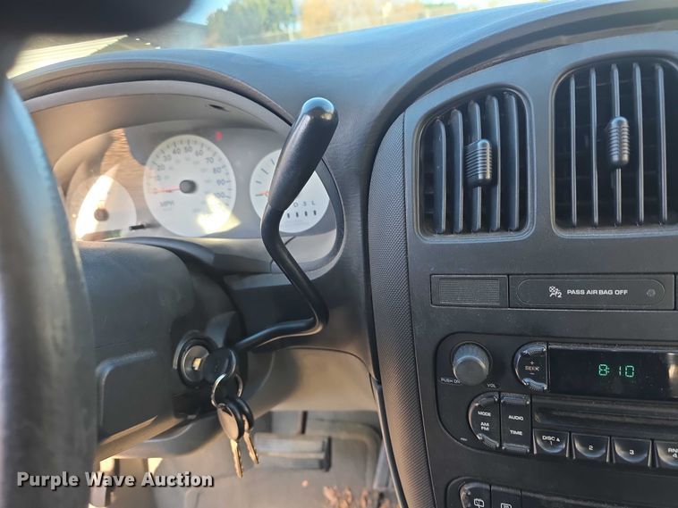 image for item FI0930 2006 Dodge Grand Caravan van