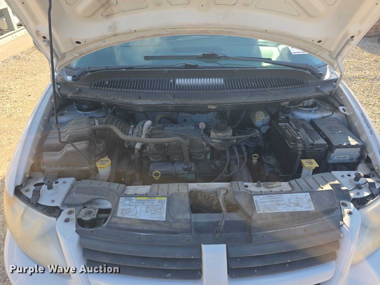 image for item FI0930 2006 Dodge Grand Caravan van