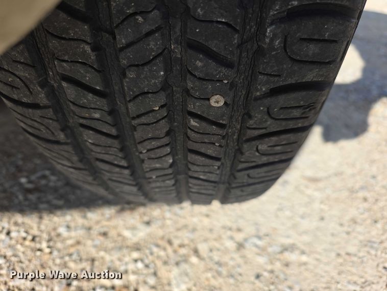 image for item FI0930 2006 Dodge Grand Caravan van