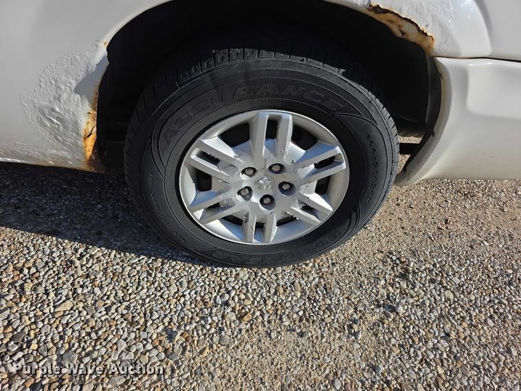 image for item FI0930 2006 Dodge Grand Caravan van