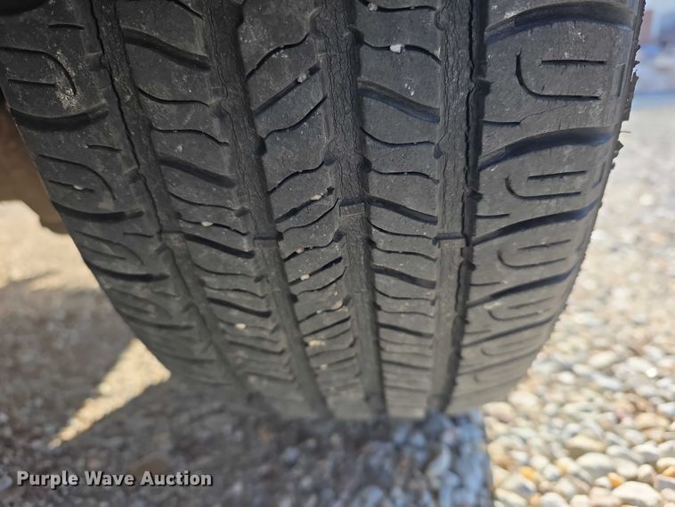 image for item FI0930 2006 Dodge Grand Caravan van