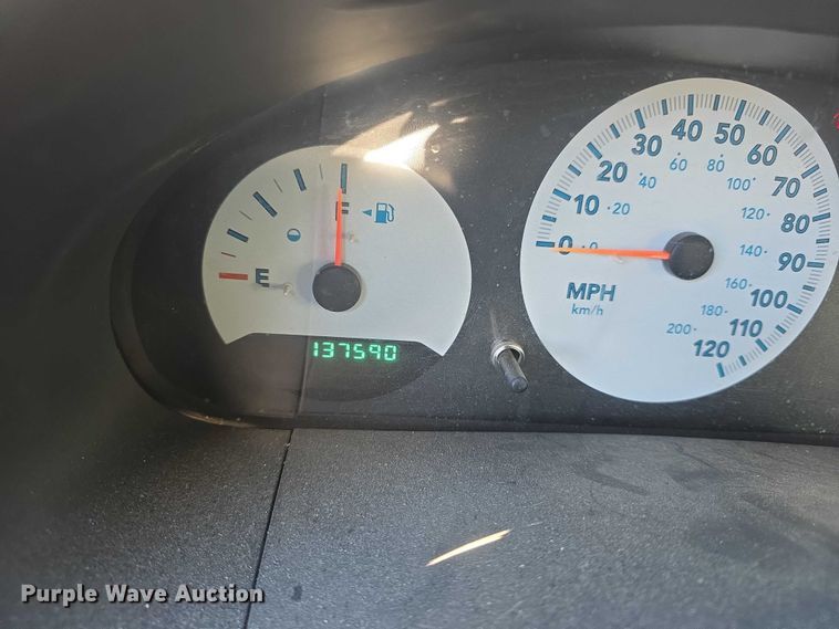 image for item FI0930 2006 Dodge Grand Caravan van