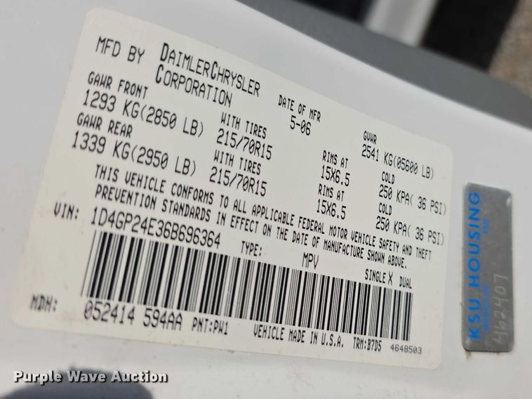 image for item FI0930 2006 Dodge Grand Caravan van