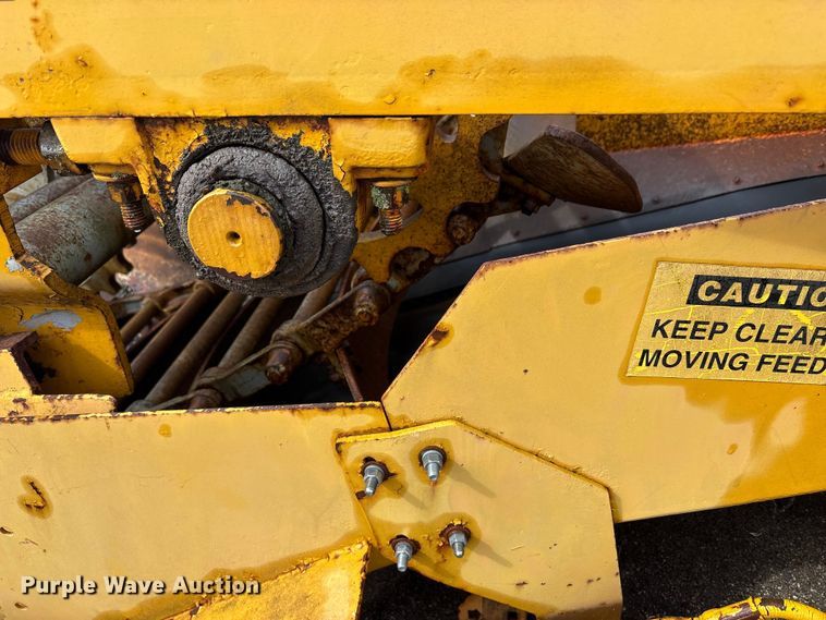 image for item FK1248 1978 Athey 7-12D windrow elevator