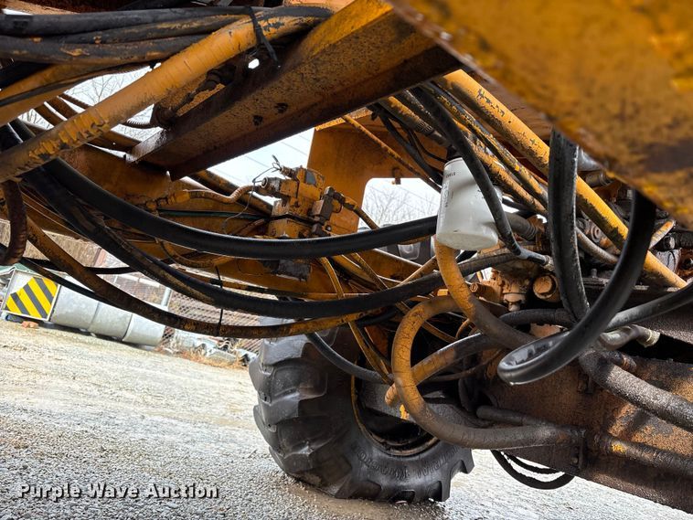 image for item FK1248 1978 Athey 7-12D windrow elevator