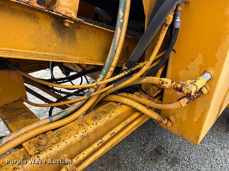 image for item FK1248 1978 Athey 7-12D windrow elevator