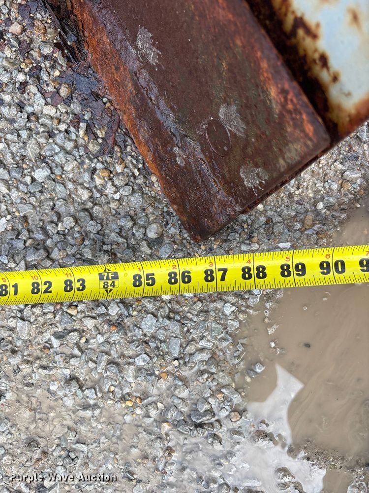 image for item FK1248 1978 Athey 7-12D windrow elevator