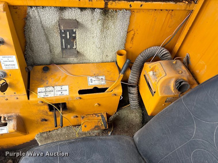 image for item FK1248 1978 Athey 7-12D windrow elevator