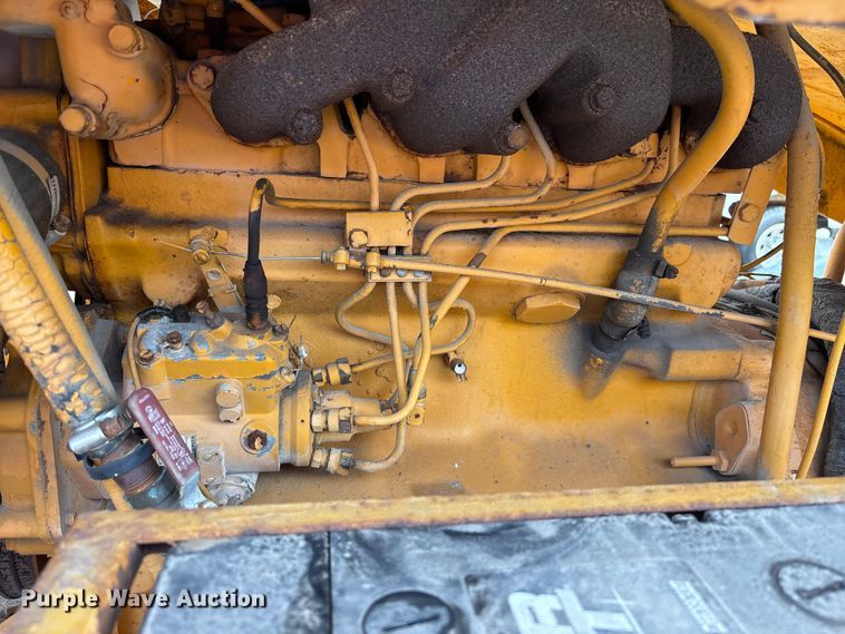 image for item FK1248 1978 Athey 7-12D windrow elevator