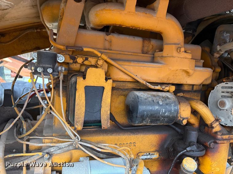 image for item FK1248 1978 Athey 7-12D windrow elevator