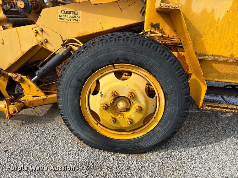 image for item FK1248 1978 Athey 7-12D windrow elevator