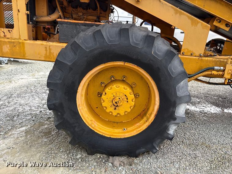 image for item FK1248 1978 Athey 7-12D windrow elevator