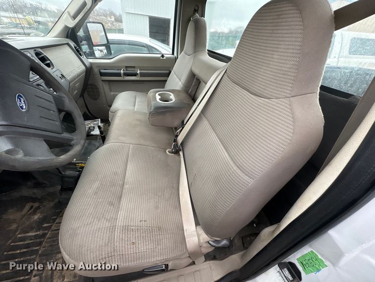 image for item FK1250 2008 Ford F250 Super Duty pickup truck