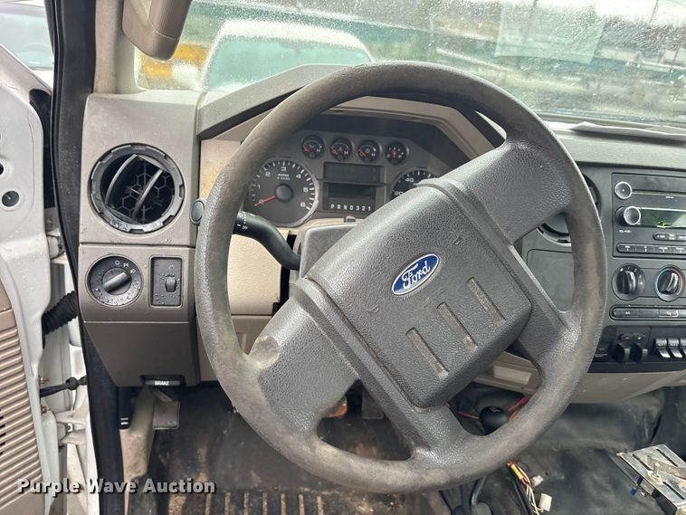 image for item FK1250 2008 Ford F250 Super Duty pickup truck