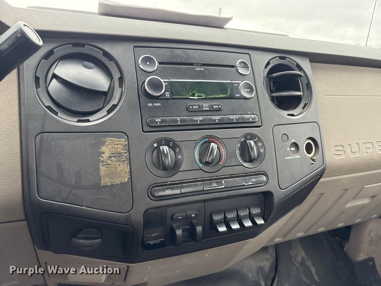 image for item FK1250 2008 Ford F250 Super Duty pickup truck