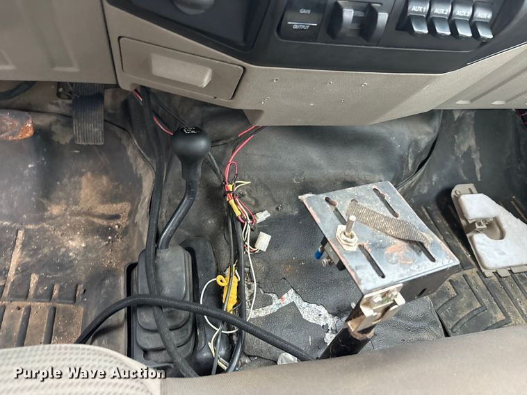 image for item FK1250 2008 Ford F250 Super Duty pickup truck