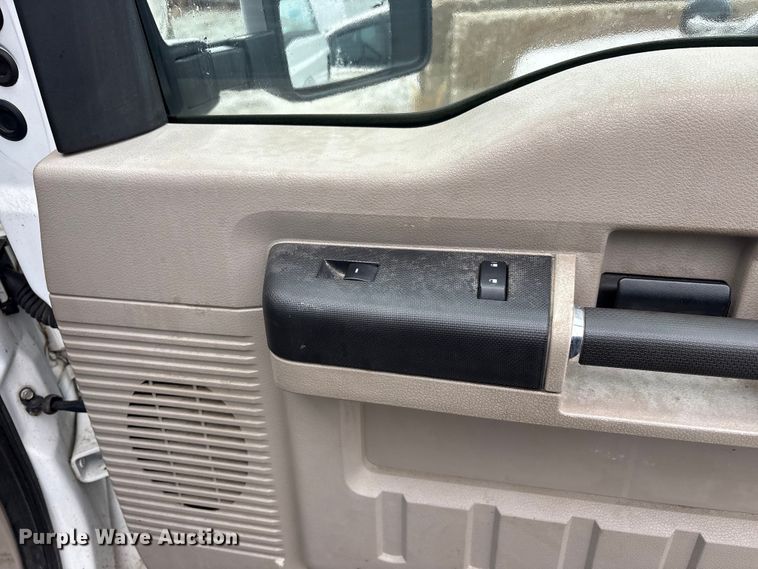 image for item FK1250 2008 Ford F250 Super Duty pickup truck