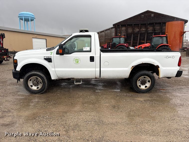 image for item FK1251 2008 Ford F250 Super Duty pickup truck