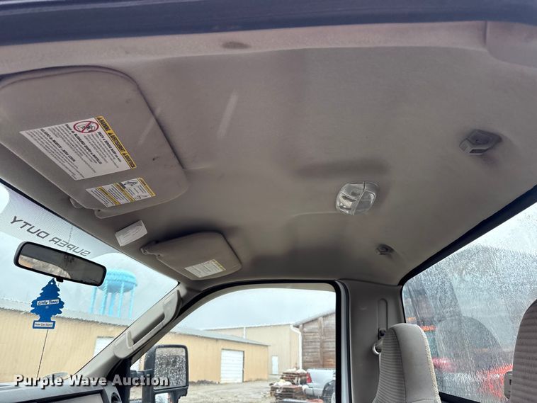 image for item FK1251 2008 Ford F250 Super Duty pickup truck