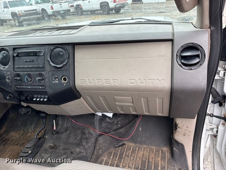 image for item FK1251 2008 Ford F250 Super Duty pickup truck