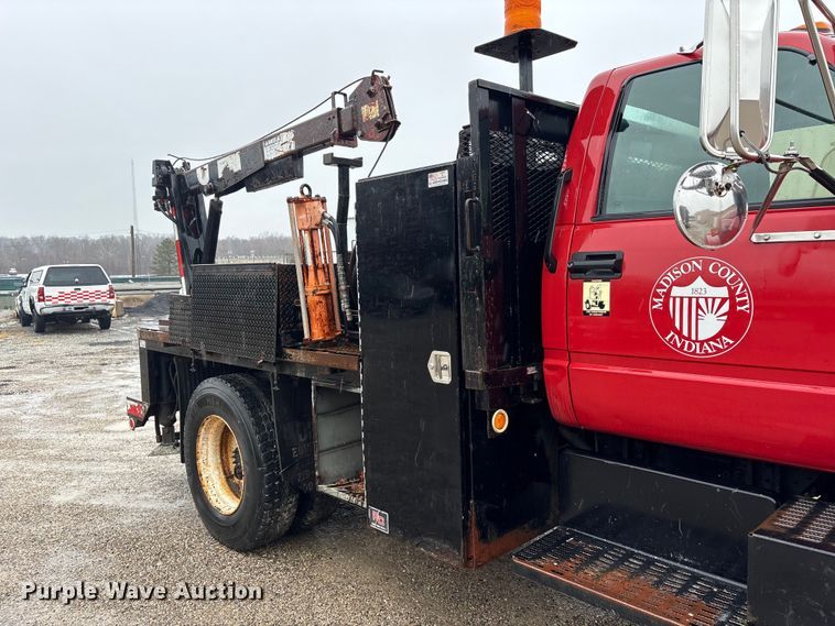 image for item FK1252 1995 GMC TopKick C7 flatbed truck