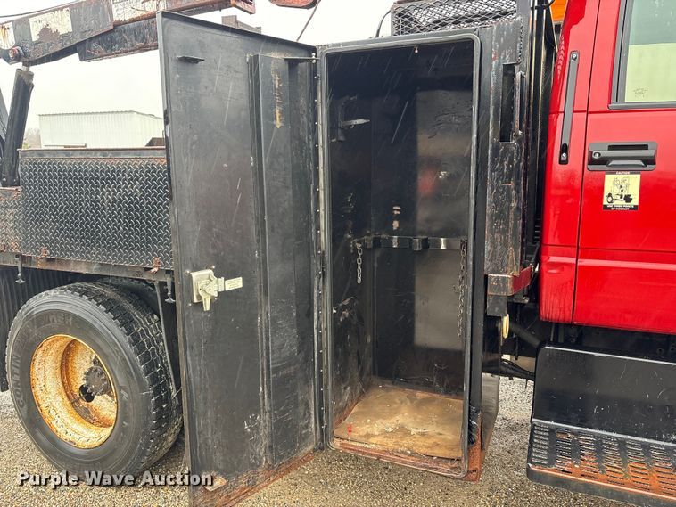 image for item FK1252 1995 GMC TopKick C7 flatbed truck