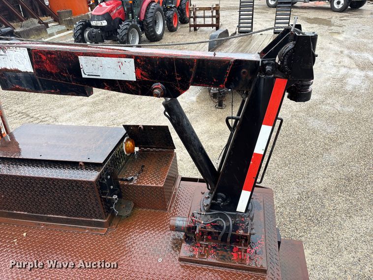 image for item FK1252 1995 GMC TopKick C7 flatbed truck