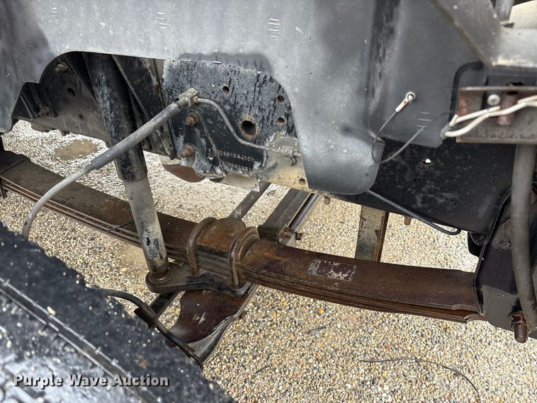 image for item FK1252 1995 GMC TopKick C7 flatbed truck