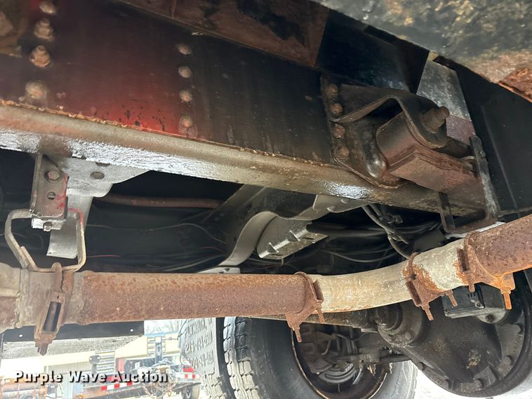 image for item FK1252 1995 GMC TopKick C7 flatbed truck