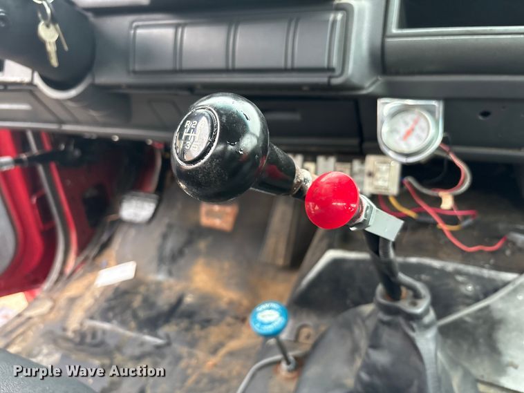 image for item FK1252 1995 GMC TopKick C7 flatbed truck