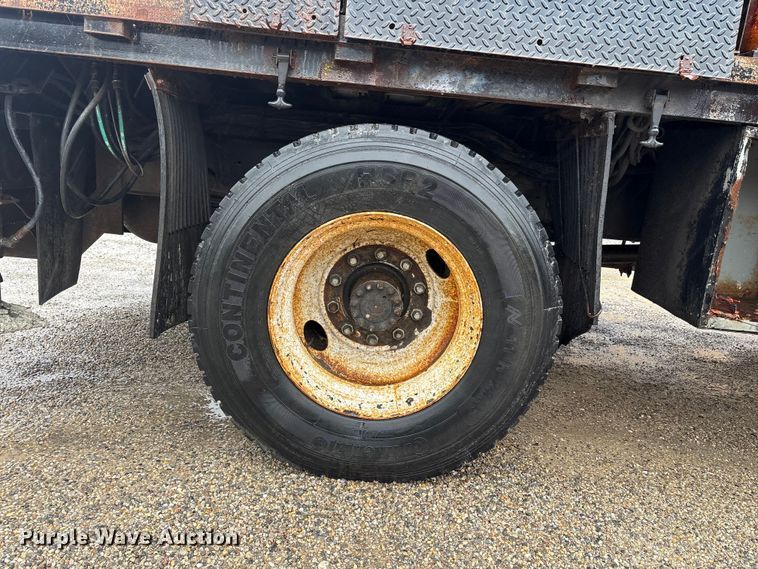 image for item FK1252 1995 GMC TopKick C7 flatbed truck