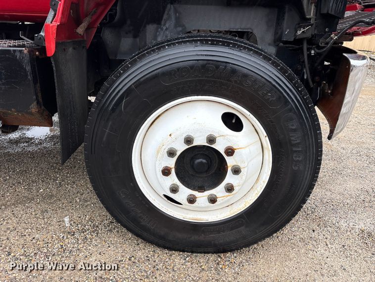 image for item FK1252 1995 GMC TopKick C7 flatbed truck