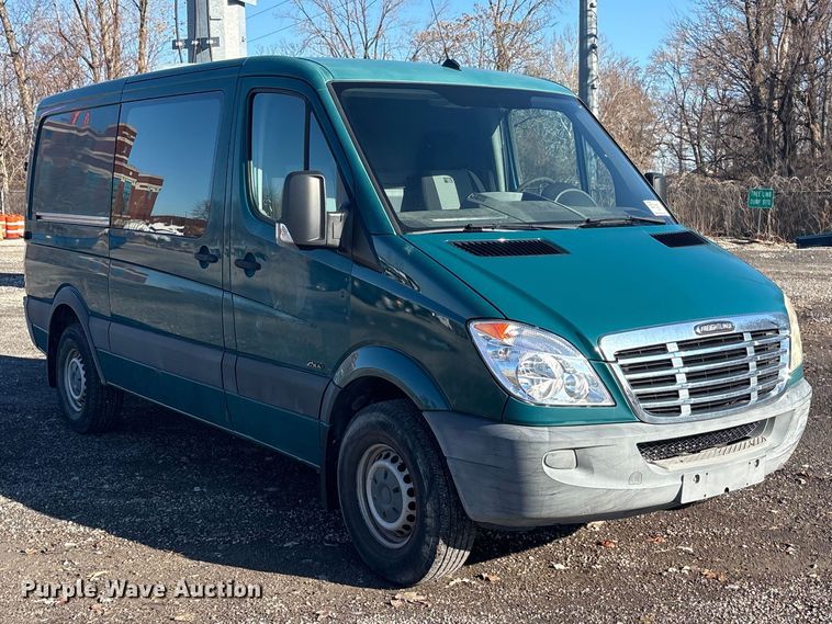 image for item FK1253 2011 Freightliner Sprinter 2500 van