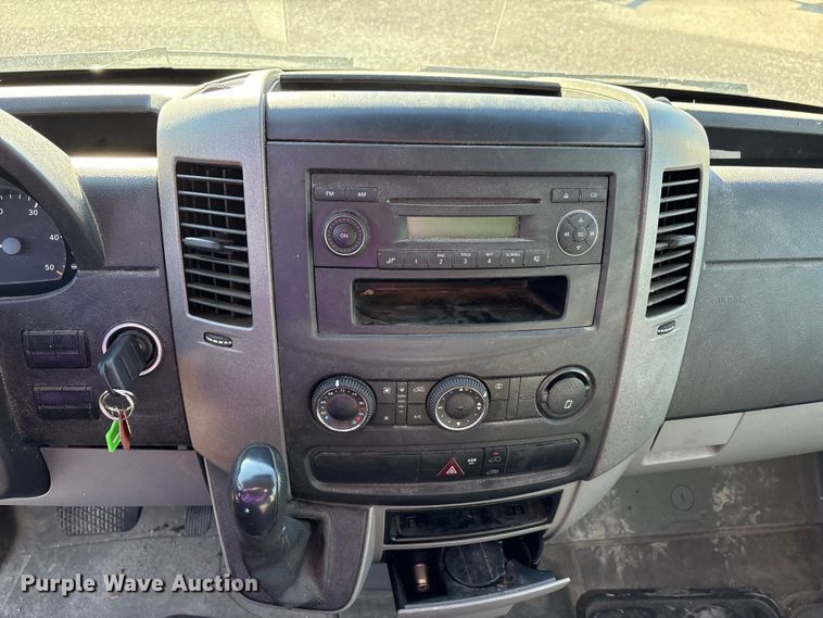 image for item FK1253 2011 Freightliner Sprinter 2500 van