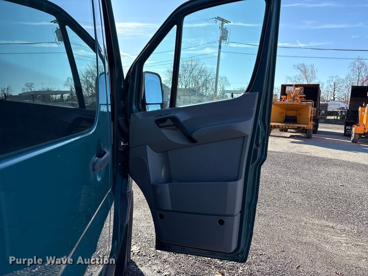 image for item FK1253 2011 Freightliner Sprinter 2500 van