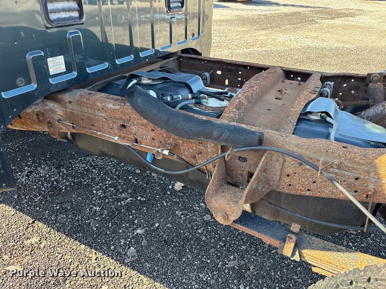 image for item FK1254 2006 Ford F250 Super Duty XL pickup truck cab and chassis