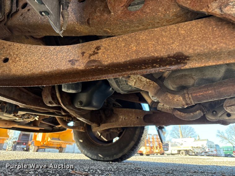 image for item FK1254 2006 Ford F250 Super Duty XL pickup truck cab and chassis