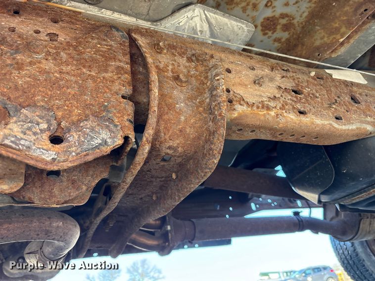 image for item FK1254 2006 Ford F250 Super Duty XL pickup truck cab and chassis