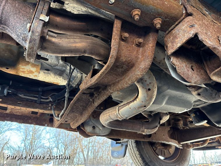 image for item FK1254 2006 Ford F250 Super Duty XL pickup truck cab and chassis