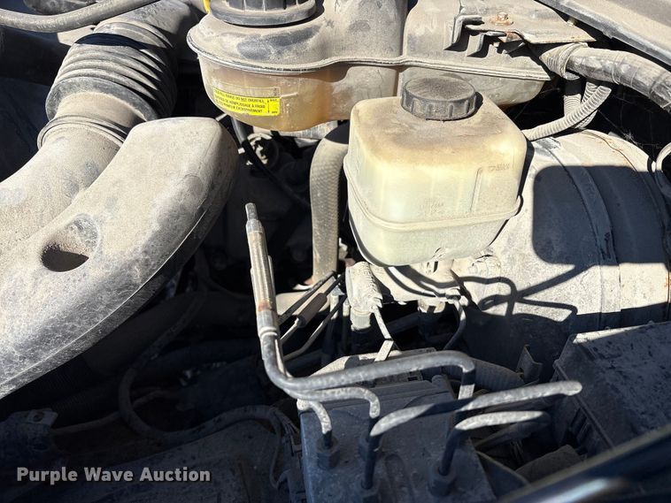 image for item FK1254 2006 Ford F250 Super Duty XL pickup truck cab and chassis