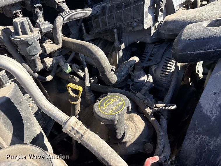 image for item FK1254 2006 Ford F250 Super Duty XL pickup truck cab and chassis