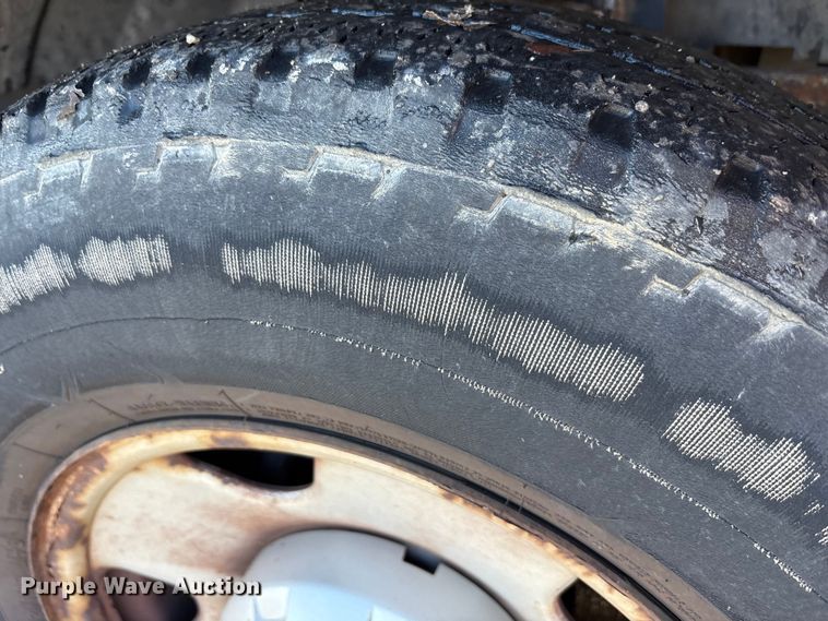 image for item FK1254 2006 Ford F250 Super Duty XL pickup truck cab and chassis