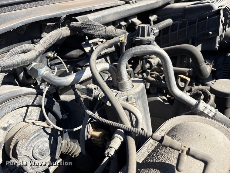 image for item FK1255 2006 Ford F250 Super Duty XL pickup truck cab and chassis