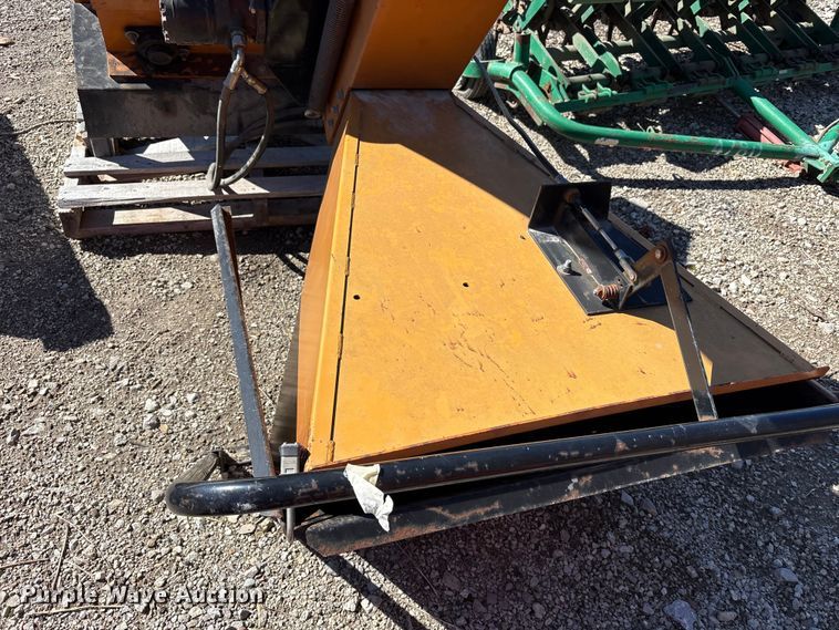 image for item FK1260 1999 Woods 8100 wood chipper