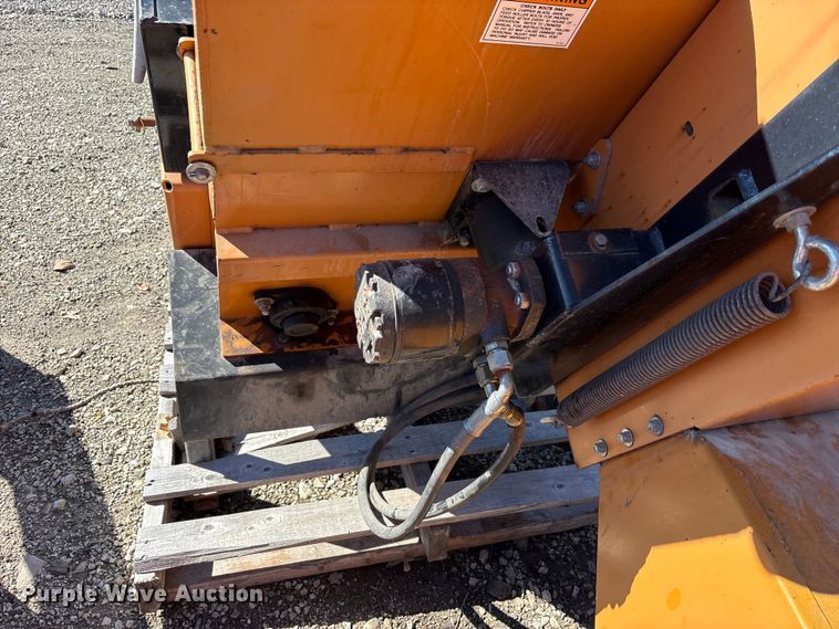 image for item FK1260 1999 Woods 8100 wood chipper