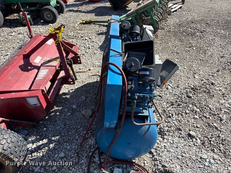 image for item FK1261 Emqlo 2-E025-80 air compressor